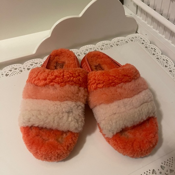 UGG FLUFF YEAH SLIDE
RAINBOW WOMEN SANDAL LAVA
FLOW MULTI-COLORS SIZE 5 - Picture 12 of 14